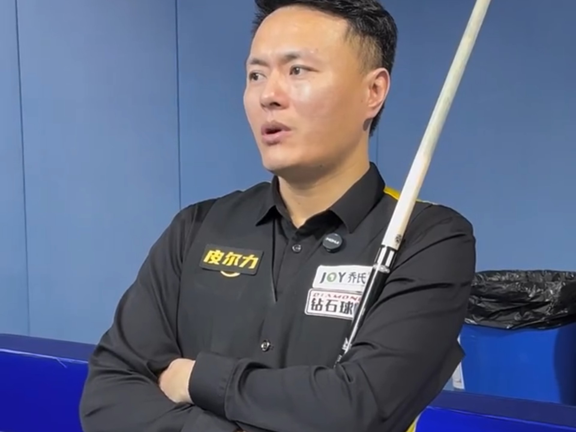 进行友谊赛